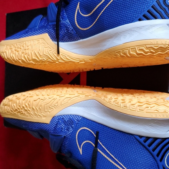 Kryrie 7 - Picture 11 of 12